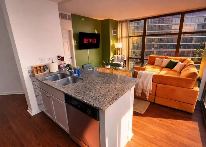South Loop 2br Skyline Views - 5 Min To Grant Park