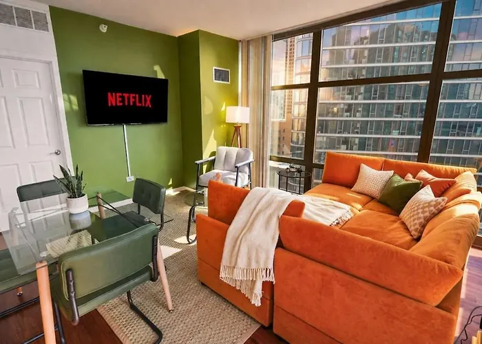 South Loop 2br Skyline Views - 5 Min To Grant Park